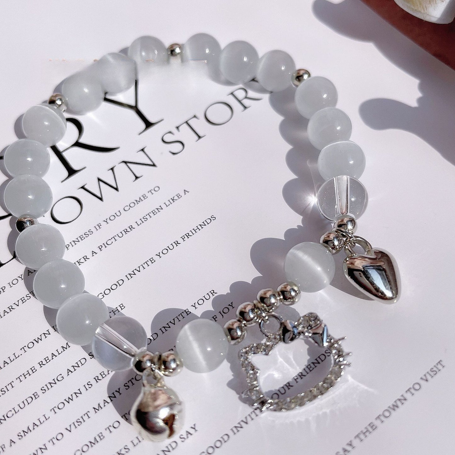 Kawaii Kitty Luminous Bracelet | Enchanting Cats Eye Beads with Bow-Knot Kitten Charm