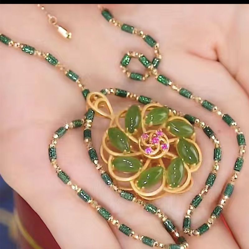 Imperial Fortune Bloom Necklace | Apple Green Crystal & 18K Gold Plated Titan Steel Pendant